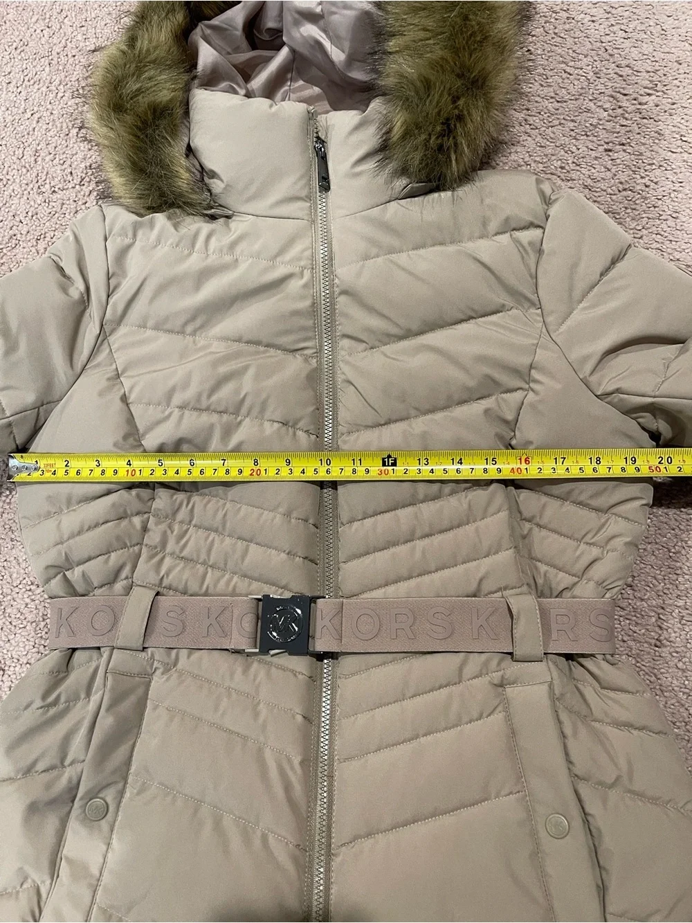 MICHAEL KORS Tan Faux Fur Trim Hood Puffer Jacket w/Belt